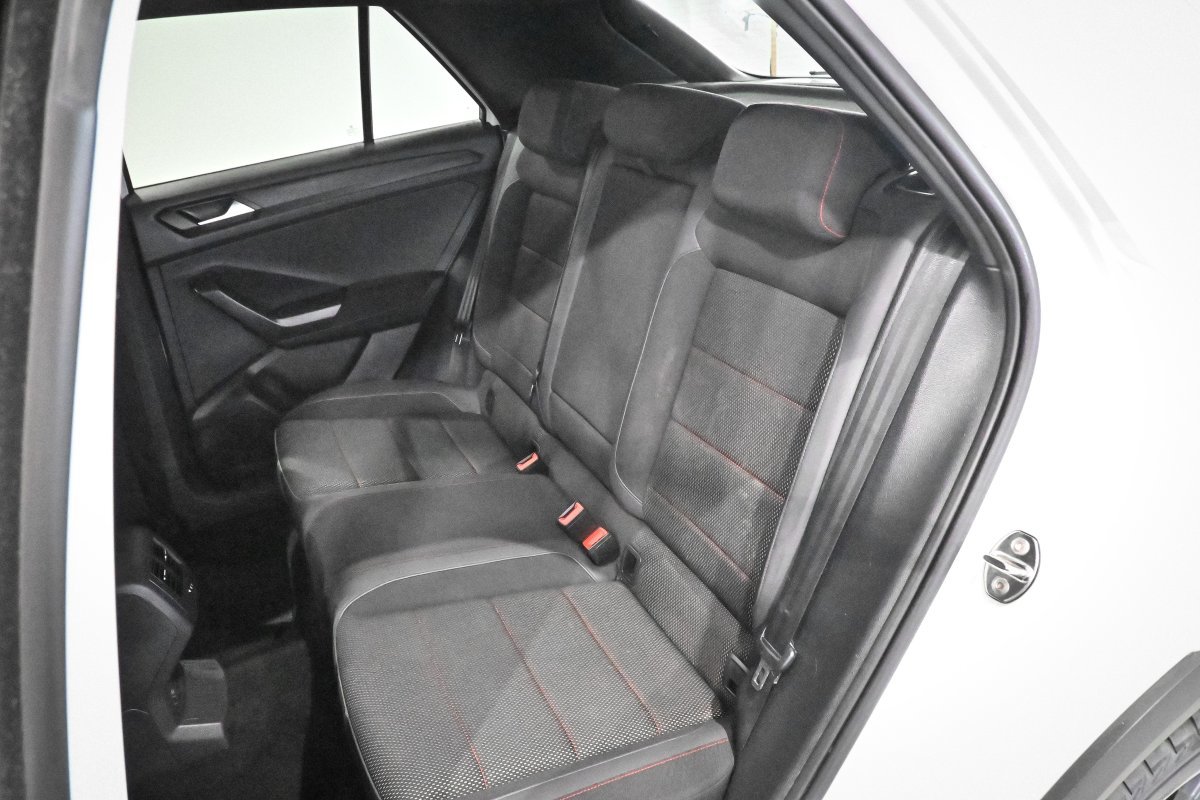 Foto Volkswagen T-Roc 10