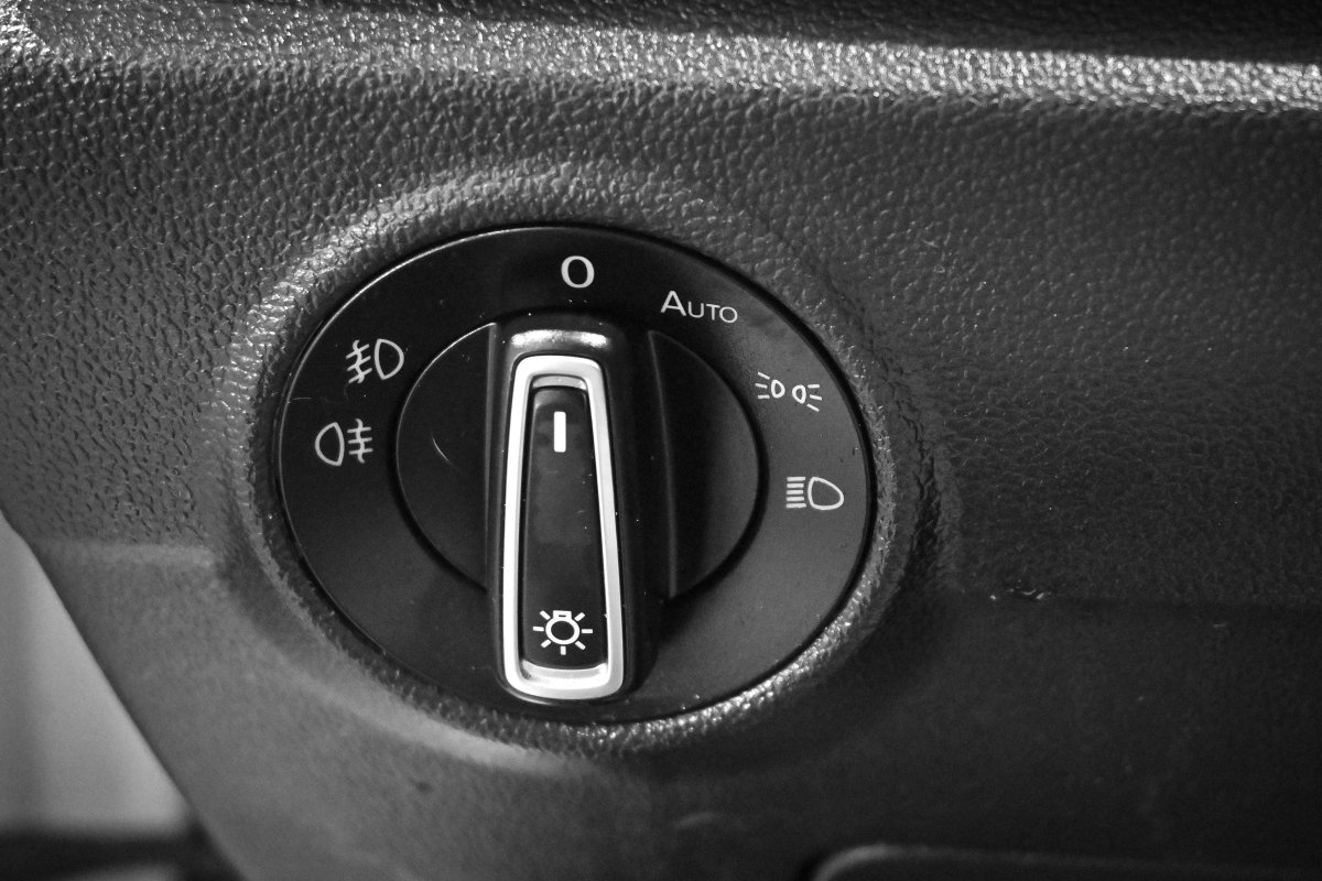 Foto Volkswagen T-Roc 30