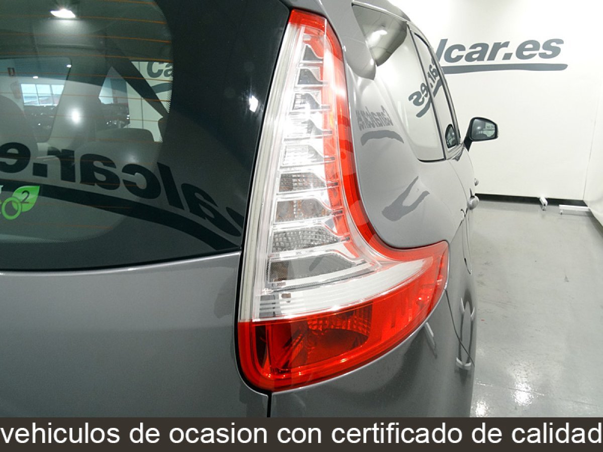 Foto Renault Grand Scénic 15