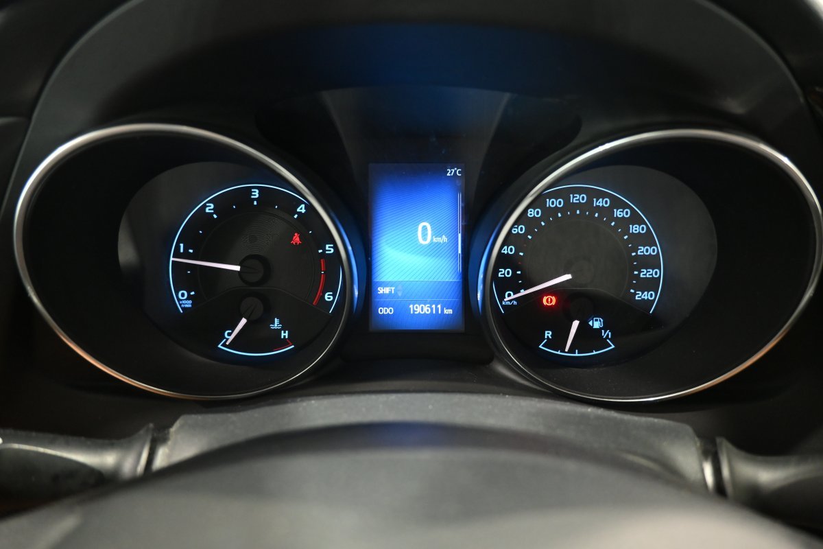 Foto Toyota Auris 13