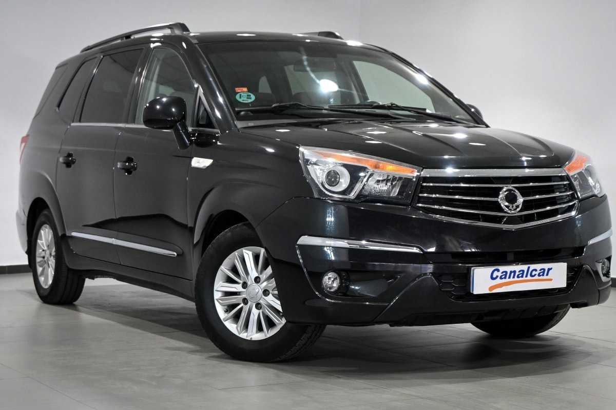 Foto SsangYong Rodius 3