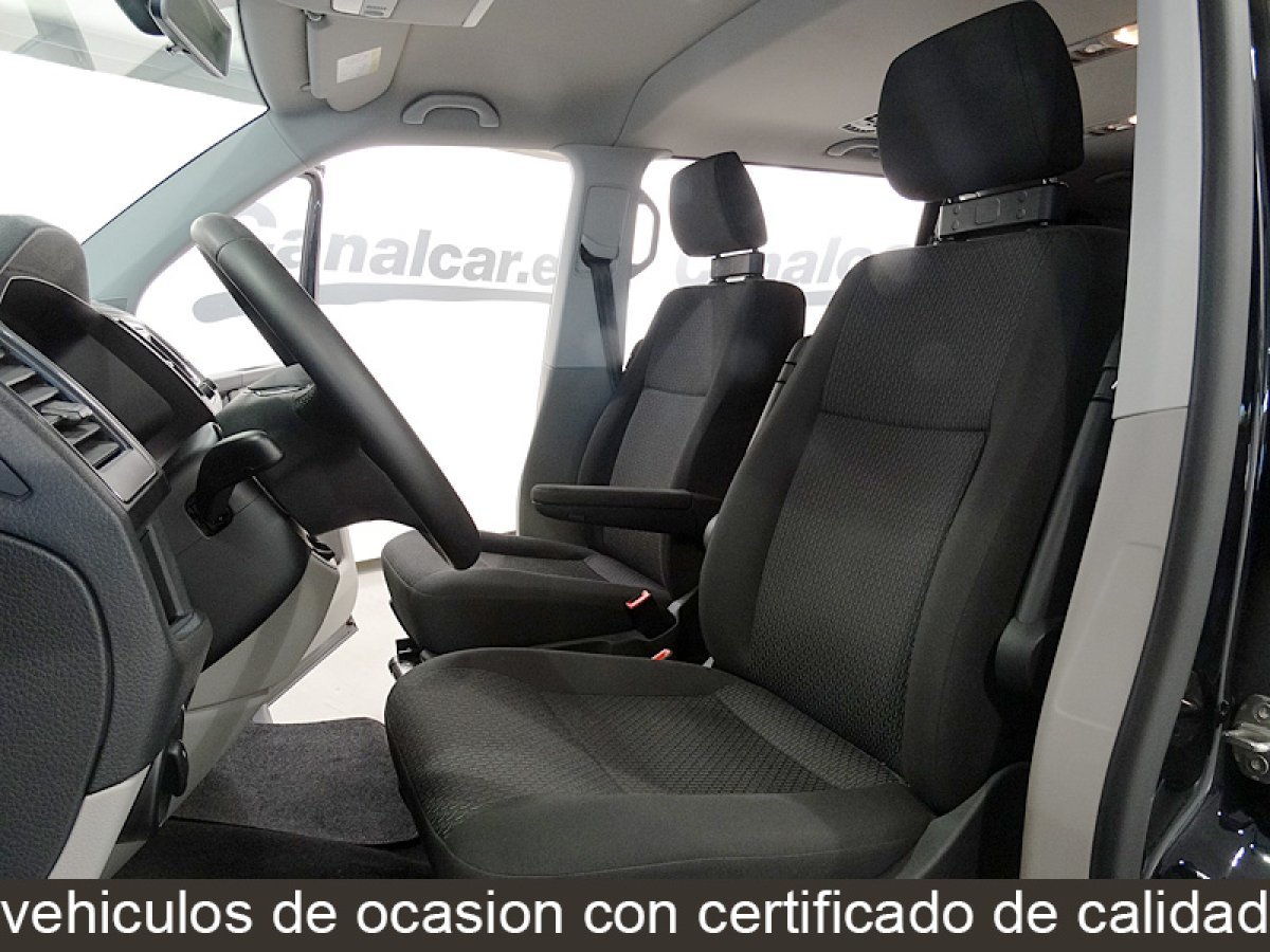 Foto Volkswagen Caravelle 17 Foto Volkswagen Caravelle 17