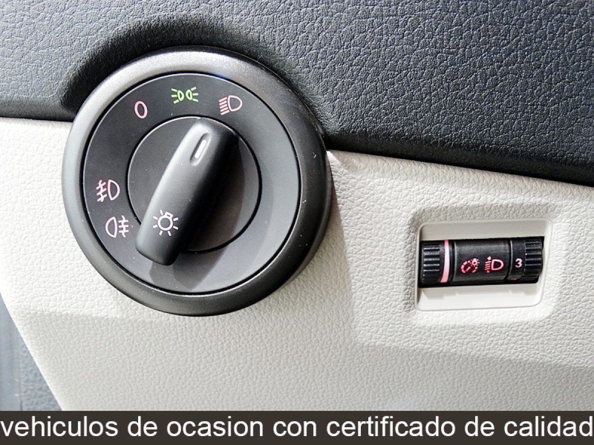 Foto Volkswagen Caravelle 28 Foto Volkswagen Caravelle 28