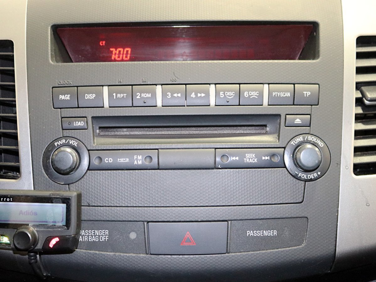 Foto Peugeot 4007 13 Foto Peugeot 4007 13