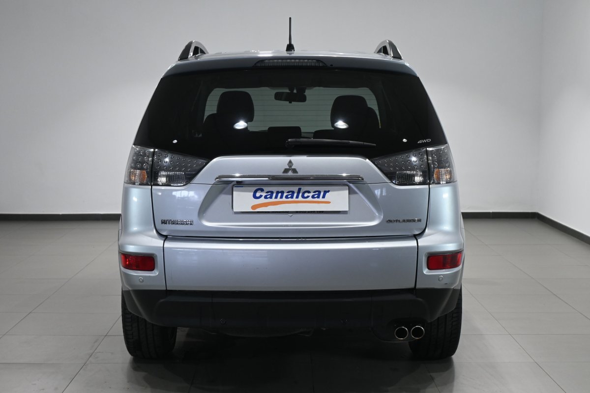 Foto Mitsubishi Outlander 5 Foto Mitsubishi Outlander 5