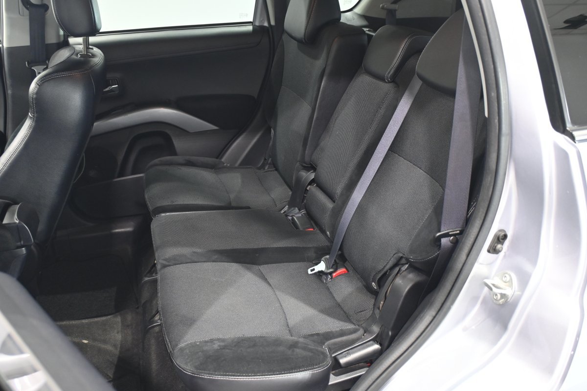 Foto Mitsubishi Outlander 11 Foto Mitsubishi Outlander 11