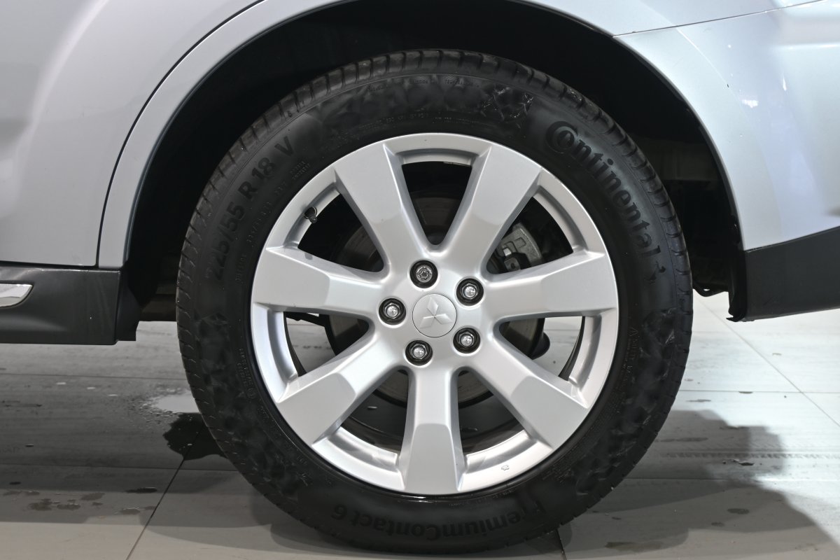 Foto Mitsubishi Outlander 31 Foto Mitsubishi Outlander 31