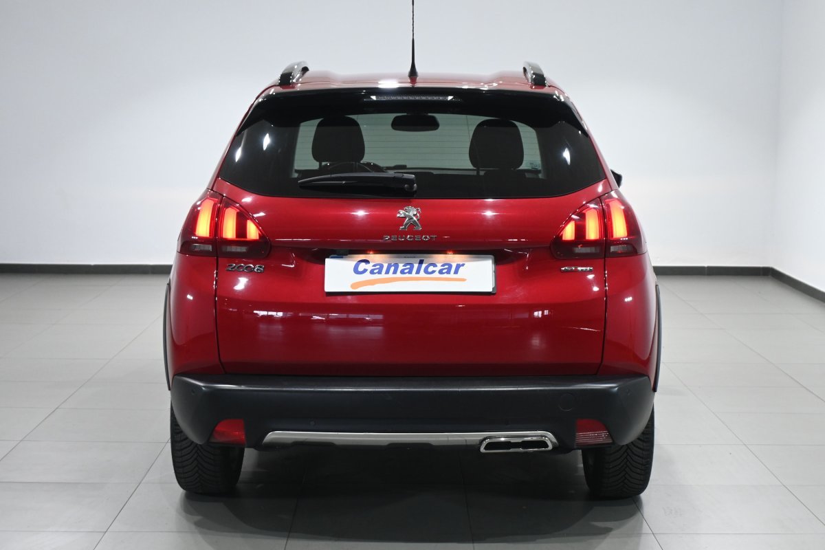 Foto Peugeot 2008 5 Foto Peugeot 2008 5