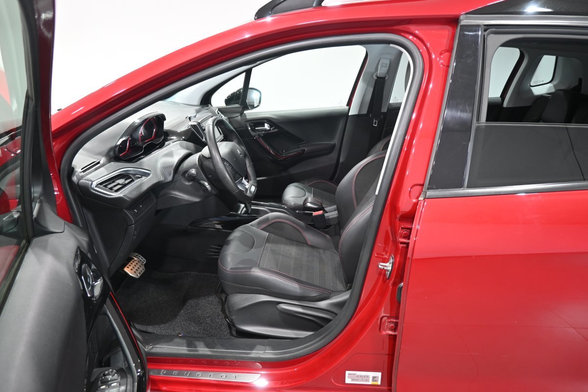 Foto Peugeot 2008 10 Foto Peugeot 2008 10