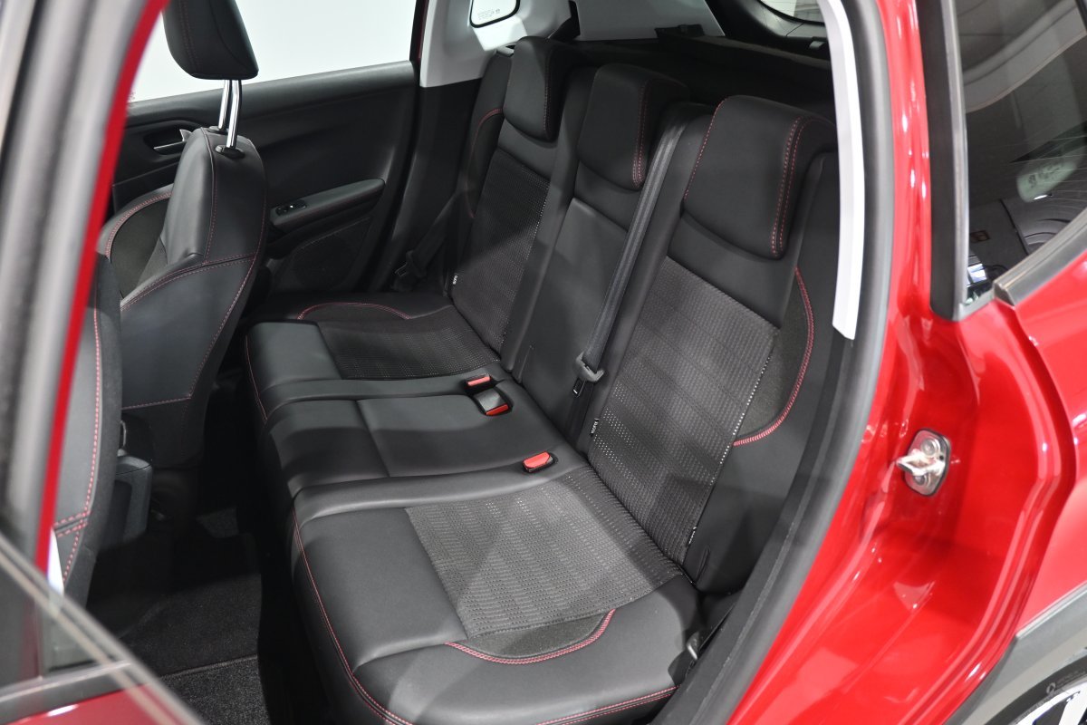 Foto Peugeot 2008 11 Foto Peugeot 2008 11