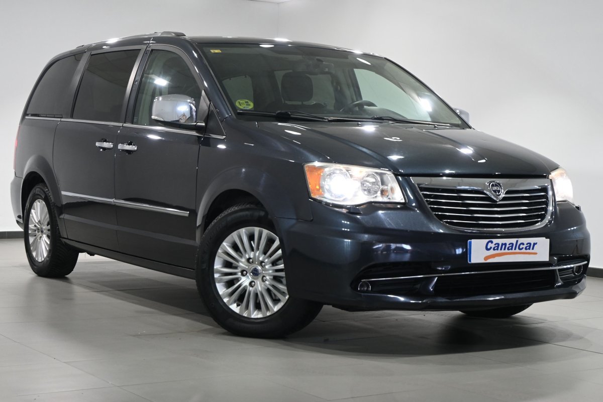 Foto Lancia Voyager 3 Foto Lancia Voyager 3