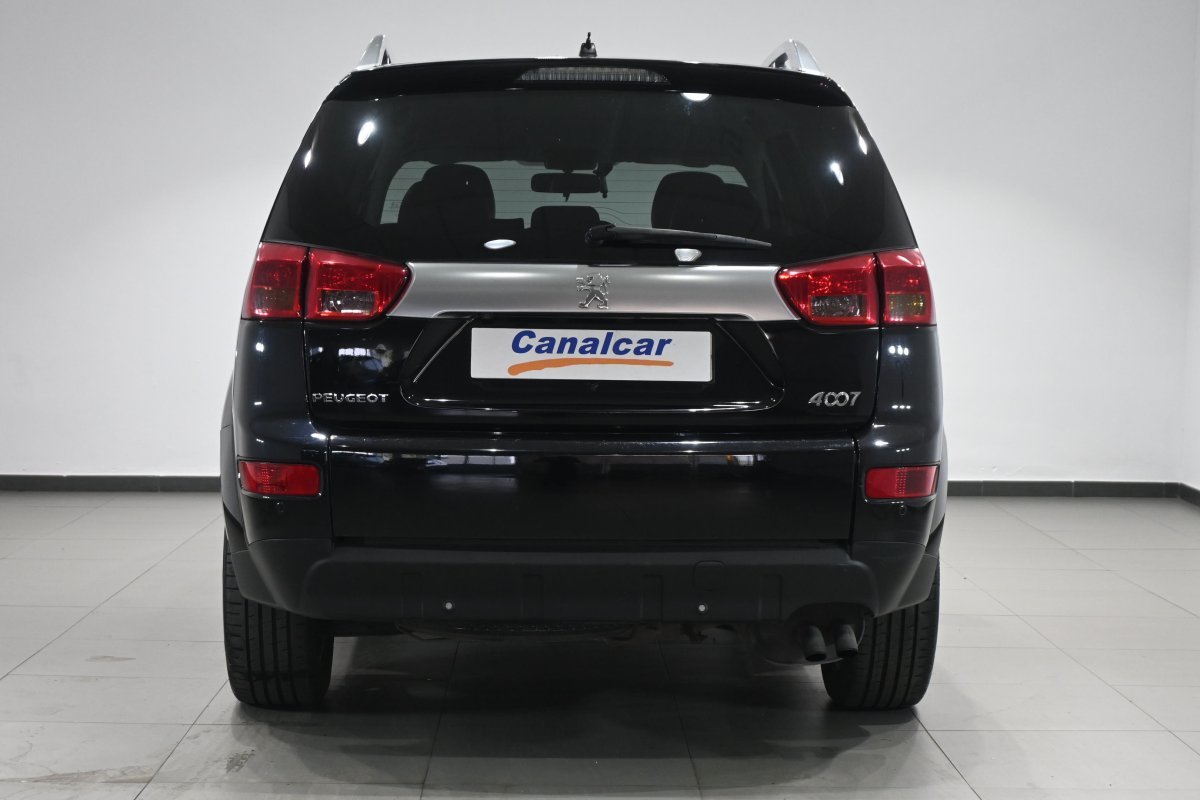Foto Peugeot 4007 5
