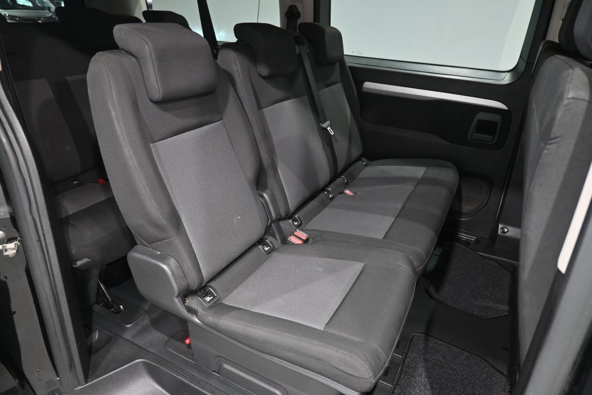 Foto Peugeot Traveller 11