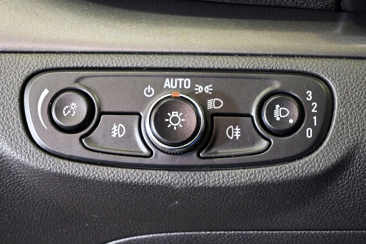 Foto Opel Mokka X 27 Foto Opel Mokka X 27