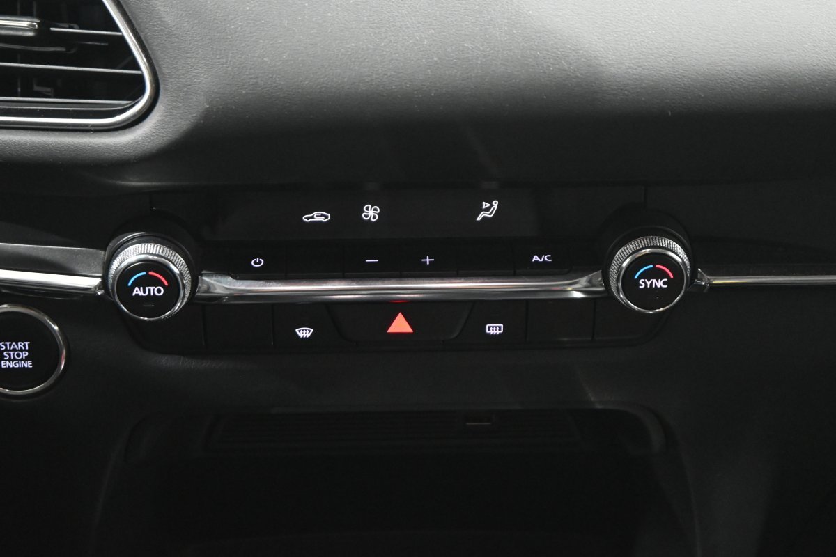 Foto Mazda CX-30 19 Foto Mazda CX-30 19