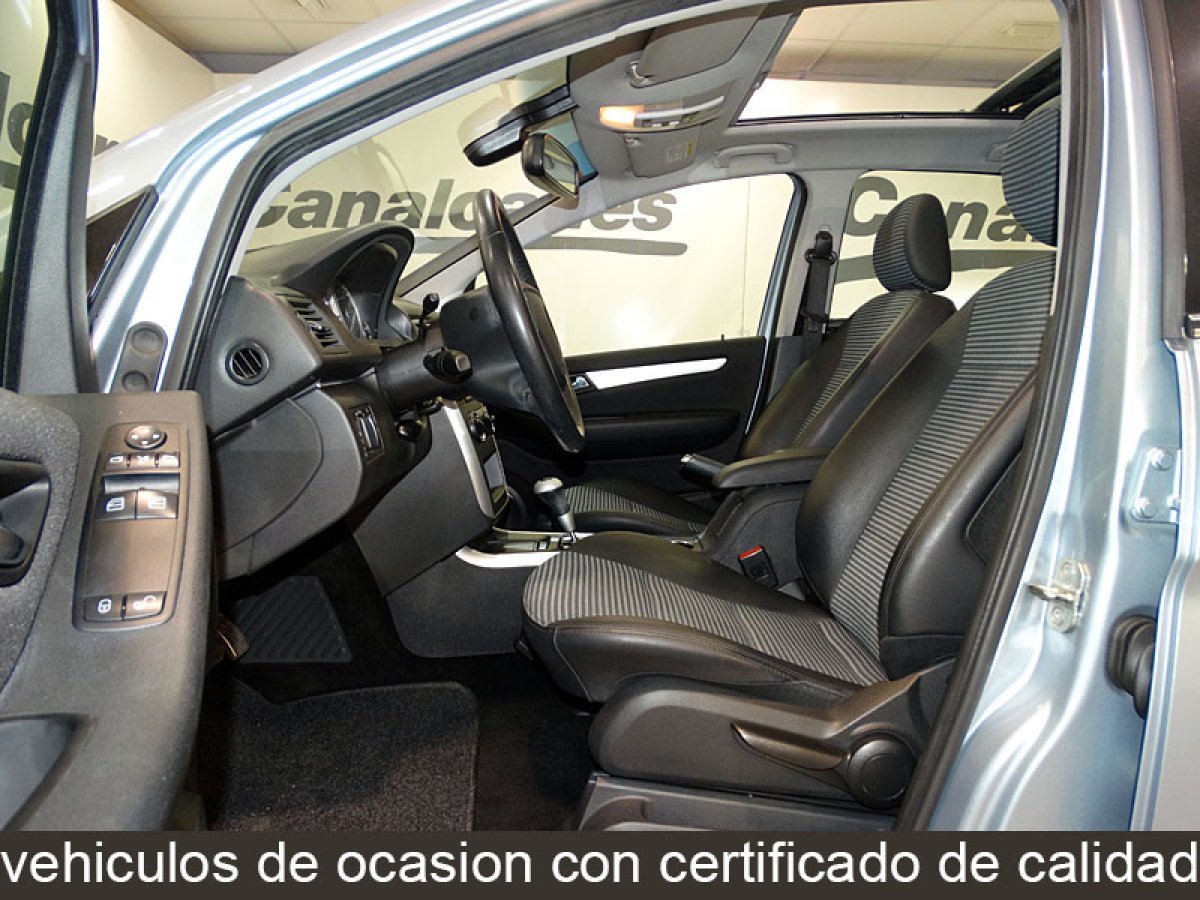 Foto Mercedes-Benz Clase B 10 Foto Mercedes-Benz Clase B 10