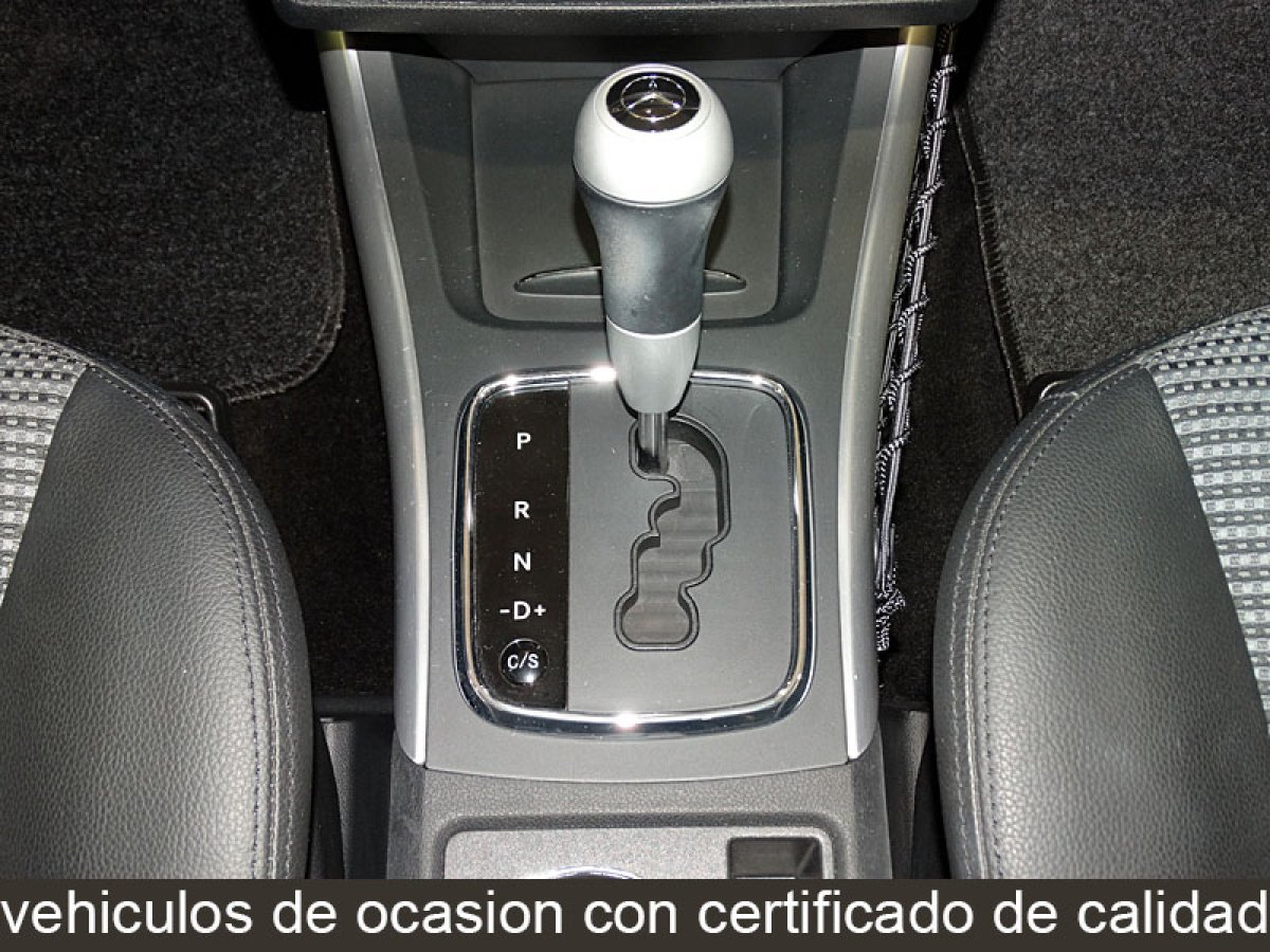 Foto Mercedes-Benz Clase B 20 Foto Mercedes-Benz Clase B 20