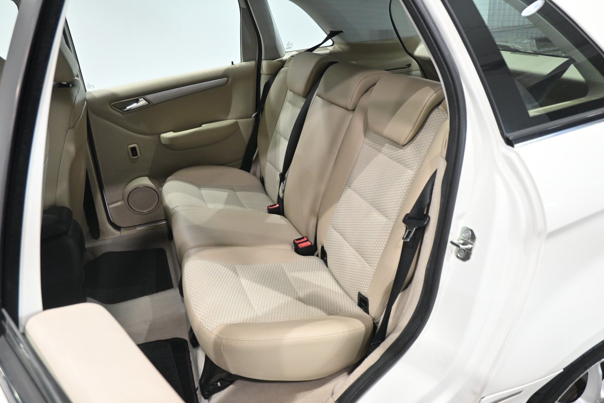 Foto Mercedes-Benz Clase B 11