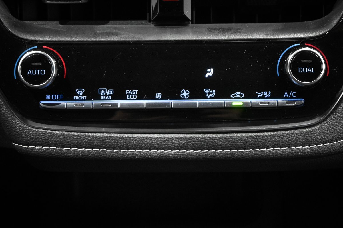 Foto Toyota Corolla 14