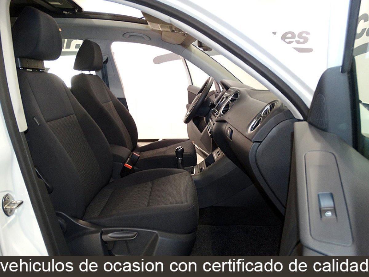 Foto Volkswagen Tiguan 17