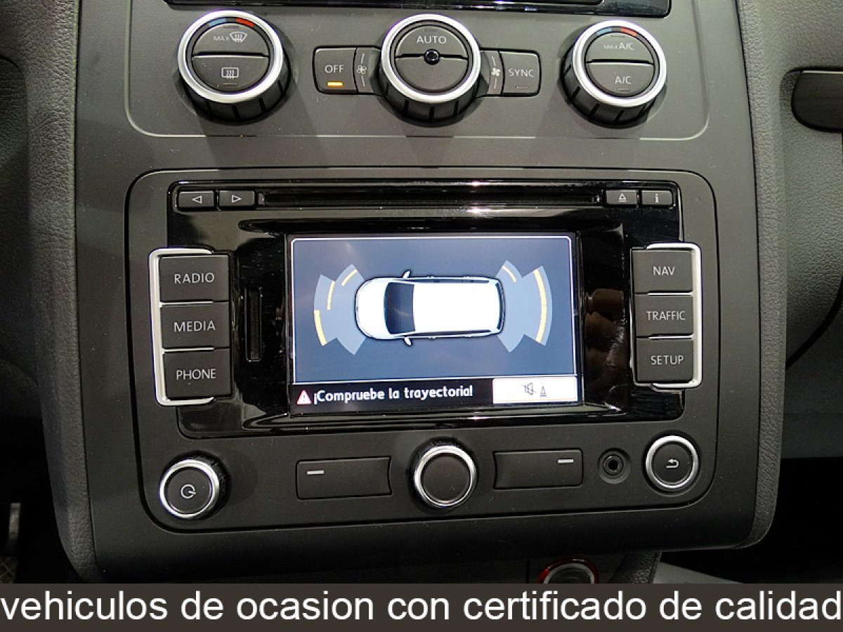 Foto Volkswagen Touran 24