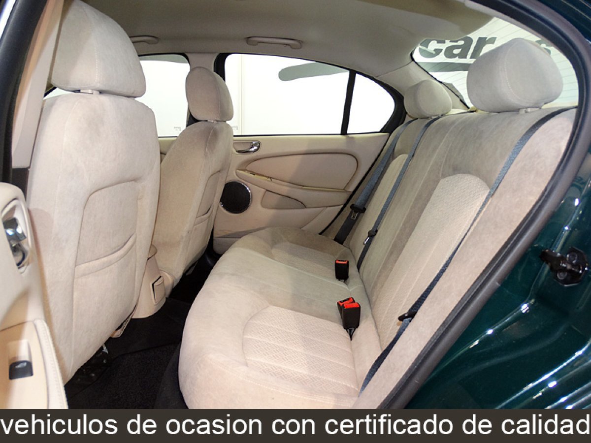 Foto Jaguar X-Type 11