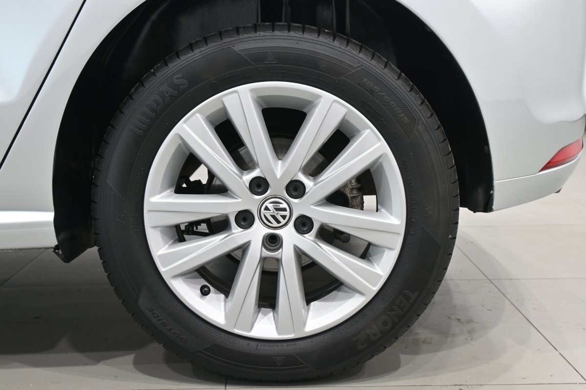 Foto Volkswagen Polo 25