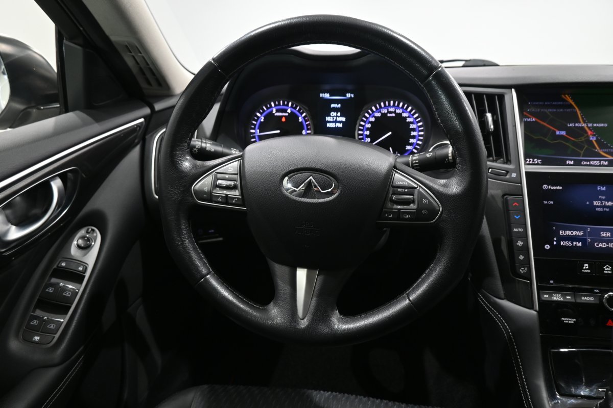 Foto Infiniti Q50 18